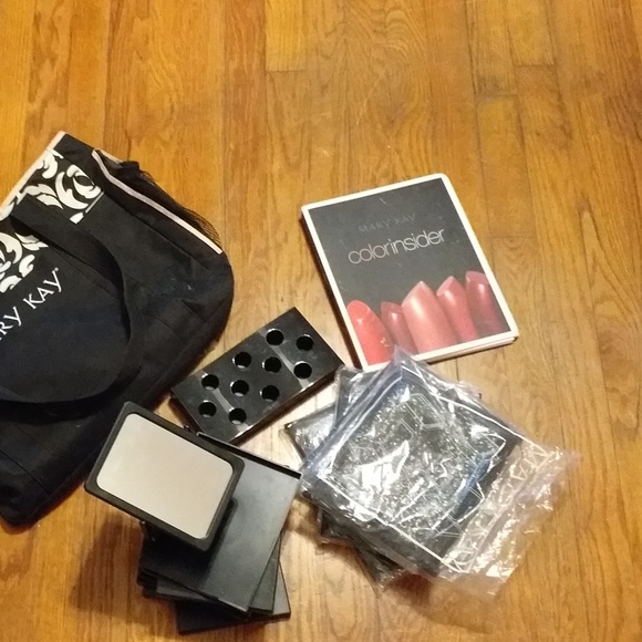 5 Mary kay mirrors